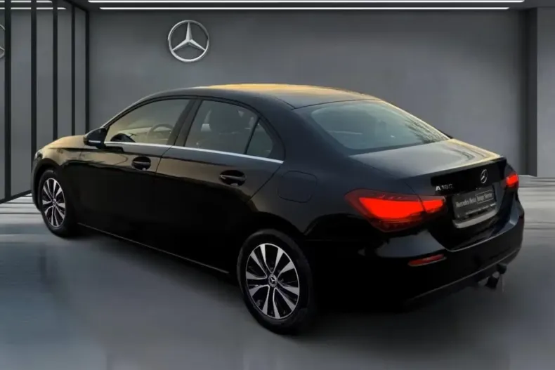 Mercedes-Benz A 180 (Clasa A) din 2024 cu 46.512 km - oferta MER183732 - foto 4