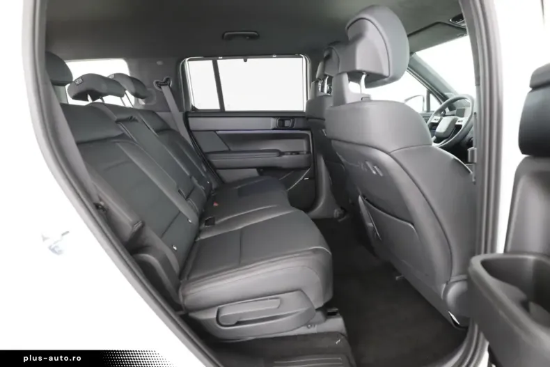 Hyundai SANTA FE din 2024 cu 9.900 km - oferta HYU183746 - foto 12