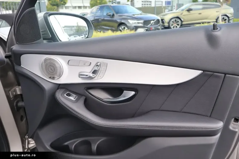 Mercedes-Benz GLC 300 (Clasa GLC) din 2021 cu 99.800 km - oferta MER183747 - foto 26