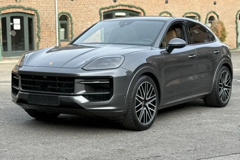 Porsche Cayenne din 2024 cu 14.700 km - oferta POR183750 - foto 18