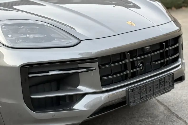 Porsche Cayenne din 2024 cu 14.700 km - oferta POR183750 - foto 29