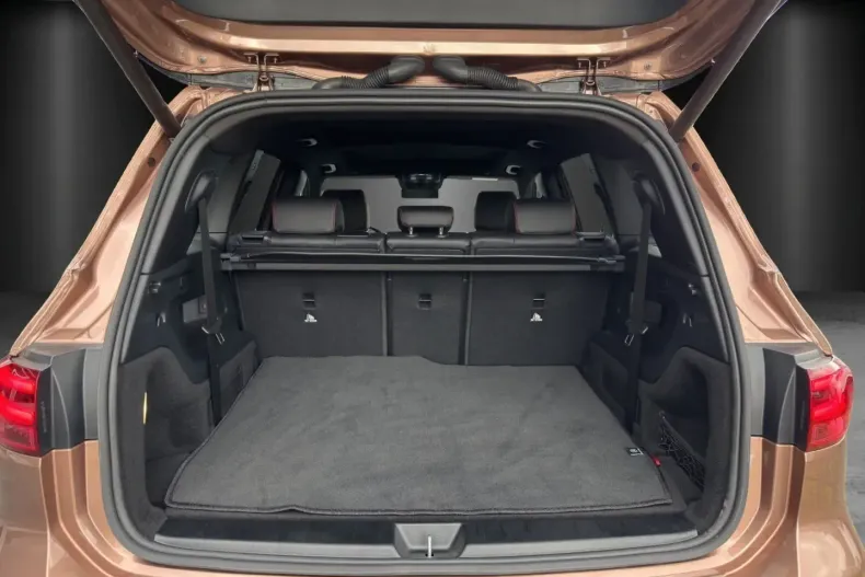 Mercedes-Benz GLB 250 (Clasa GLB) din 2024 cu 6.890 km - oferta MER183751 - foto 6