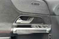 Mercedes-Benz GLB 250 (Clasa GLB) din 2024 cu 6.890 km - oferta MER183751 - foto 12