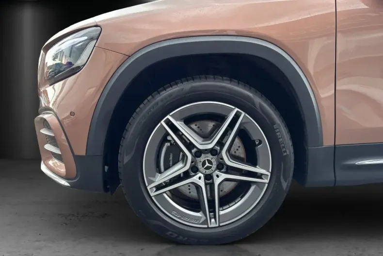 Mercedes-Benz GLB 250 (Clasa GLB) din 2024 cu 6.890 km - oferta MER183751 - foto 14