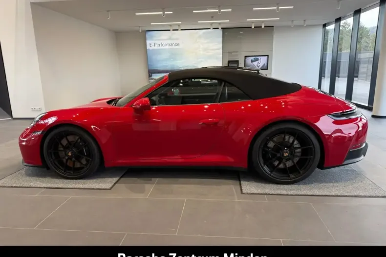 Porsche 992 din 2025 cu 17.889 km - oferta POR183753 - foto 2