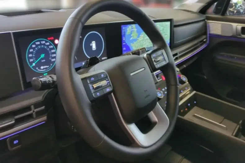 Hyundai SANTA FE din 2024 cu 15.937 km - oferta HYU183754 - foto 11