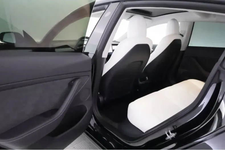 Tesla Model 3 din 2021 cu 53.970 km - oferta TES183756 - foto 8