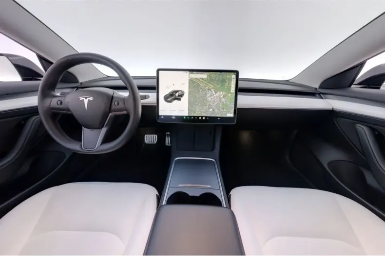 Tesla Model 3 din 2021 cu 53.970 km - oferta TES183756 - foto 11