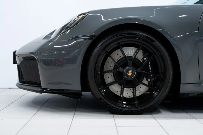 Porsche 992 din 2025 cu 5.230 km - oferta POR183758 - foto 6