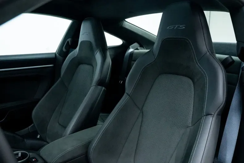 Porsche 992 din 2025 cu 5.230 km - oferta POR183758 - foto 8