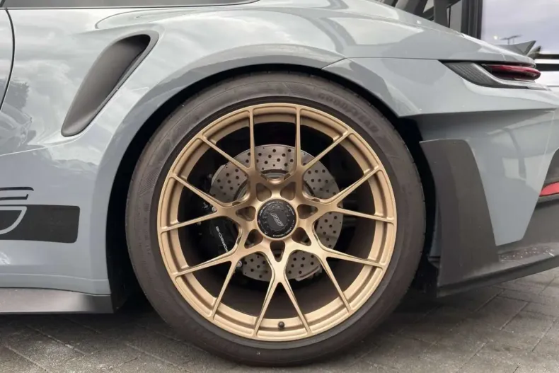 Porsche 911 din 2025 cu 3.100 km - oferta POR183759 - foto 7