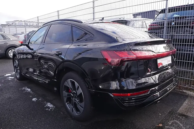 Audi Q8 din 2023 cu 48.817 km - oferta AUD183762 - foto 3