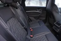 Audi Q8 din 2023 cu 48.817 km - oferta AUD183762 - foto 6