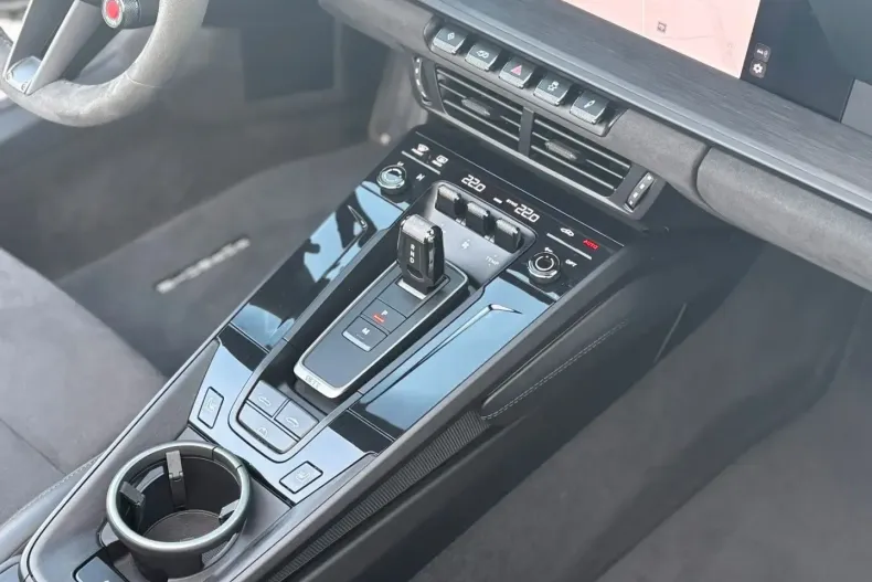 Porsche 911 din 2025 cu 15.000 km - oferta POR183763 - foto 29