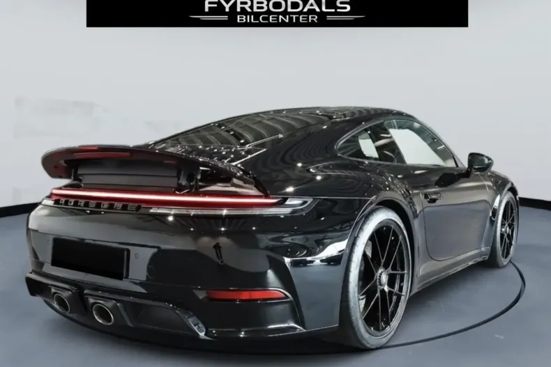 Porsche 911 din 2025 cu 9.750 km - oferta POR183764 - foto 3