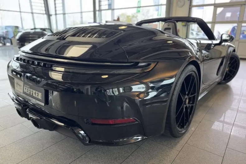 Porsche 992 din 2025 cu 2.000 km - oferta POR183766 - foto 10