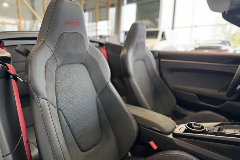 Porsche 992 din 2025 cu 2.000 km - oferta POR183766 - foto 17