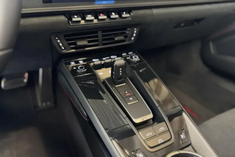 Porsche 992 din 2025 cu 2.000 km - oferta POR183766 - foto 21