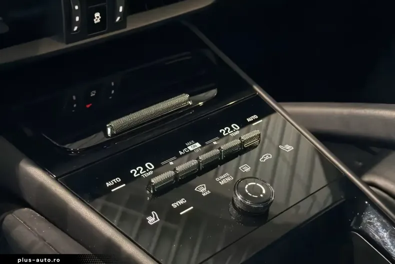 Porsche Cayenne din 2024 cu 31.900 km - oferta POR183767 - foto 13