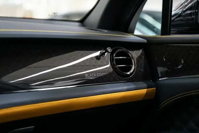 Bentley Bentayga din 2025 cu 2.500 km - oferta BEN183768 - foto 18