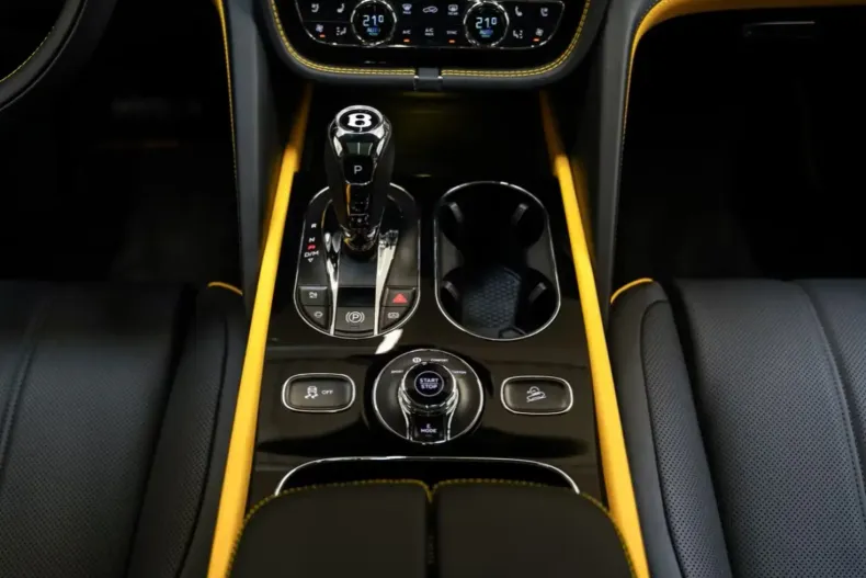 Bentley Bentayga din 2025 cu 2.500 km - oferta BEN183768 - foto 19