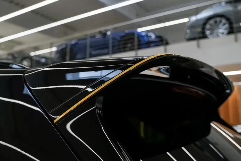 Bentley Bentayga din 2025 cu 2.500 km - oferta BEN183768 - foto 24