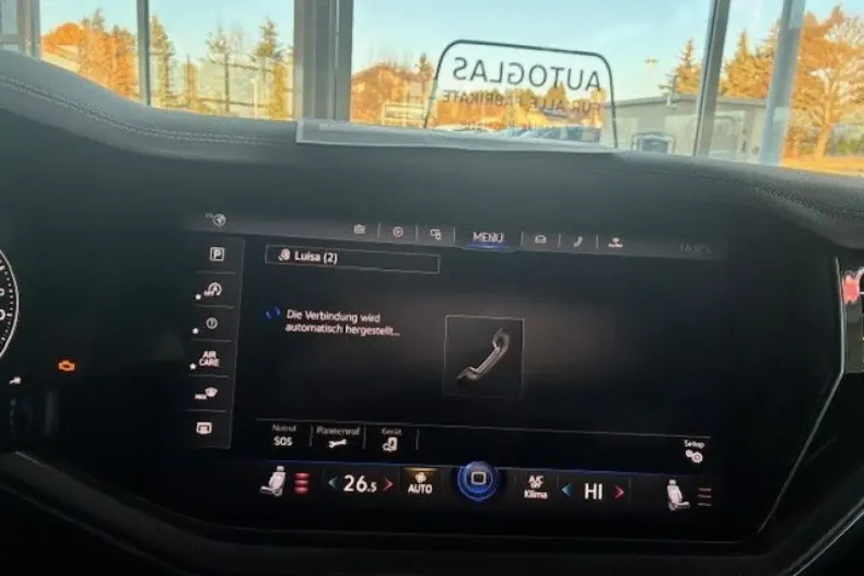 Volkswagen Touareg din 2022 cu 32.530 km - oferta VOL183770 - foto 16