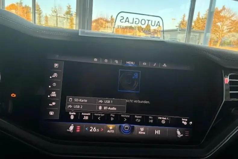 Volkswagen Touareg din 2022 cu 32.530 km - oferta VOL183770 - foto 17