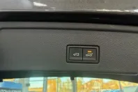 Volkswagen Touareg din 2022 cu 32.530 km - oferta VOL183770 - foto 19