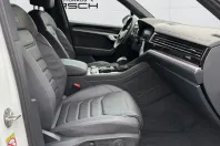 Volkswagen Touareg din 2021 cu 54.120 km - oferta VOL183771 - foto 19