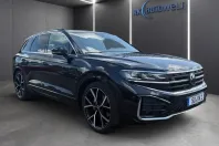 Volkswagen Touareg din 2023 cu 32.500 km - oferta VOL183772 - foto 2