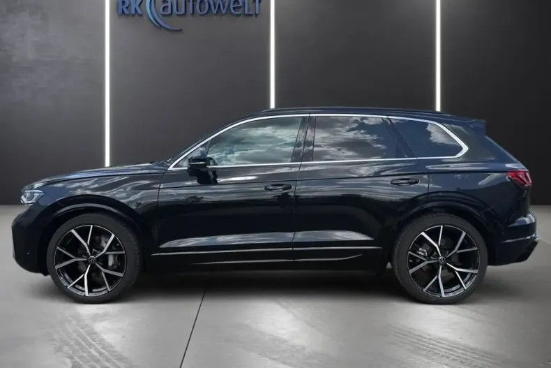 Volkswagen Touareg din 2023 cu 32.500 km - oferta VOL183772 - foto 6