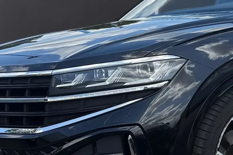 Volkswagen Touareg din 2023 cu 32.500 km - oferta VOL183772 - foto 7