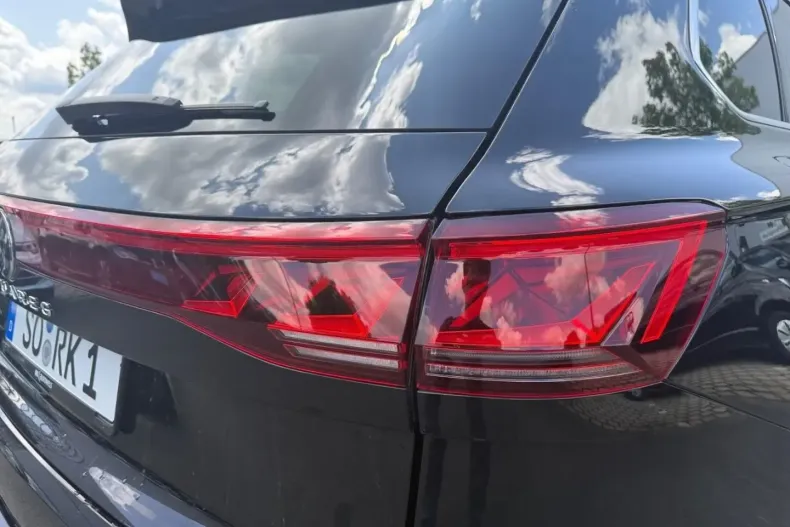 Volkswagen Touareg din 2023 cu 32.500 km - oferta VOL183772 - foto 12