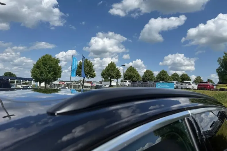 Volkswagen Touareg din 2023 cu 32.500 km - oferta VOL183772 - foto 26