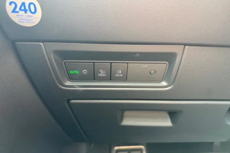 Volkswagen Touareg din 2023 cu 32.500 km - oferta VOL183772 - foto 28