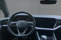 Volkswagen Touareg din 2021 cu 51.730 km - oferta VOL183773 - foto 9