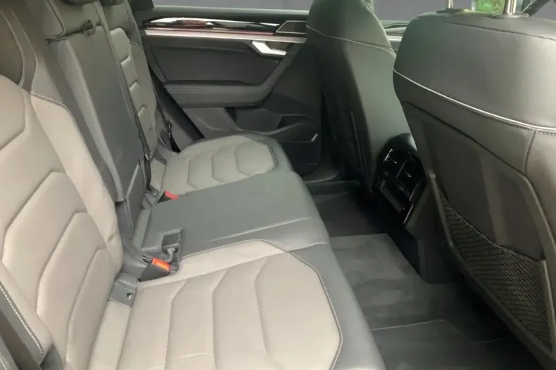 Volkswagen Touareg din 2021 cu 51.730 km - oferta VOL183773 - foto 12