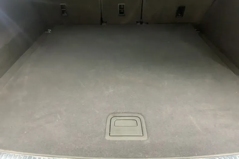 Volkswagen Touareg din 2021 cu 51.730 km - oferta VOL183773 - foto 13