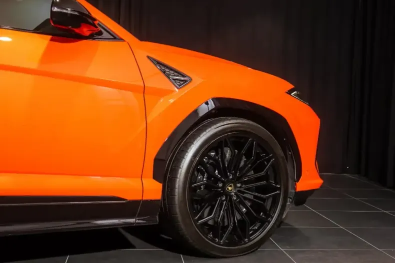 Lamborghini Urus din 2025 cu 6.500 km - oferta LAM183774 - foto 6