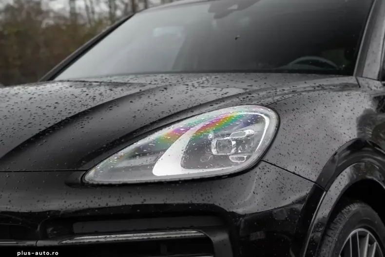 Porsche Cayenne din 2022 cu 30.765 km - oferta POR183775 - foto 3