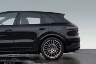 Porsche Cayenne din 2022 cu 30.765 km - oferta POR183775 - foto 8