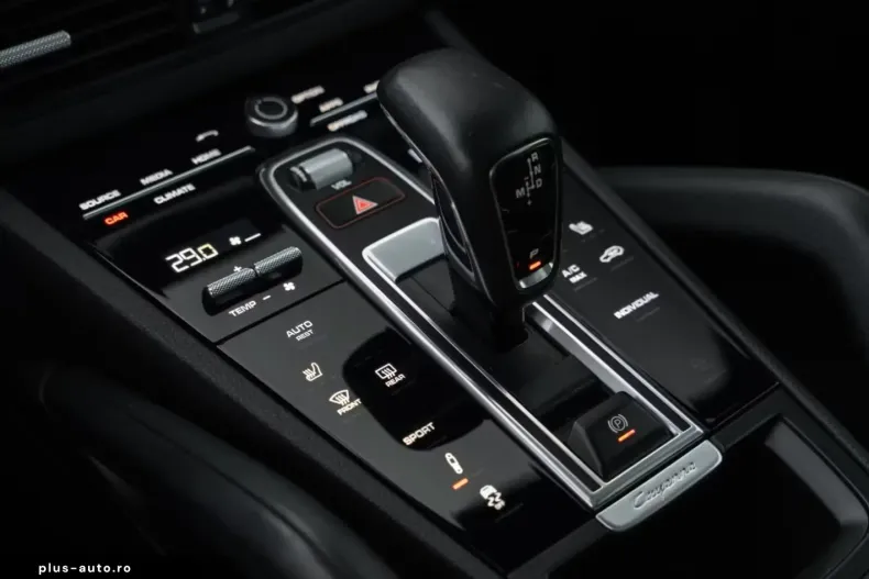 Porsche Cayenne din 2022 cu 30.765 km - oferta POR183775 - foto 11