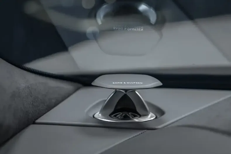 Lamborghini Urus din 2025 cu 31 km - oferta LAM183777 - foto 12