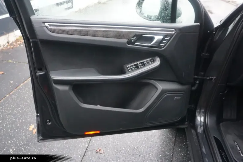 Porsche Macan din 2024 cu 57.900 km - oferta POR183778 - foto 20