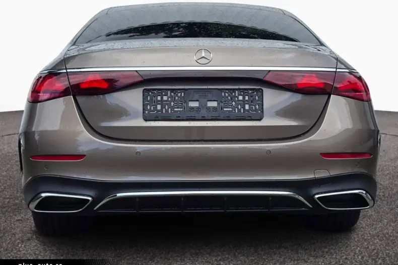 Mercedes-Benz E 200 (Clasa E) din 2026 cu 32 km - oferta MER183780 - foto 3