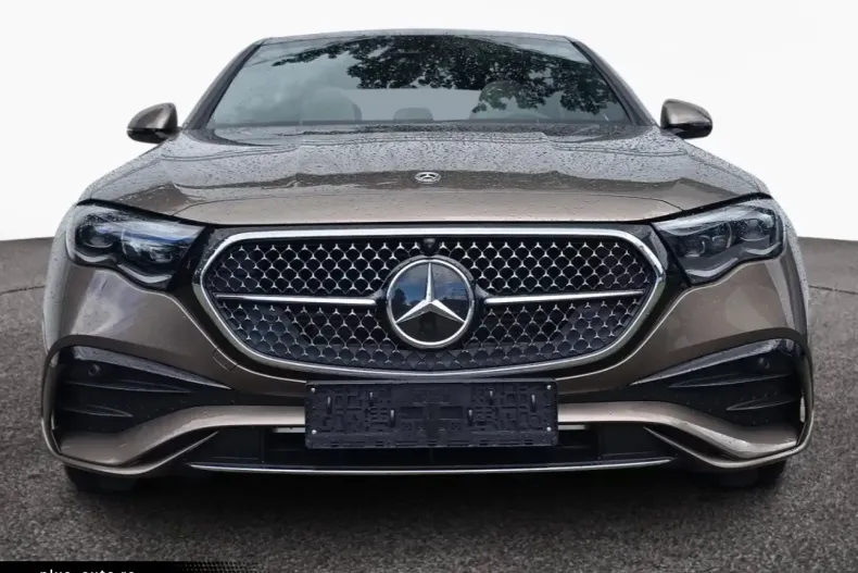 Mercedes-Benz E 200 (Clasa E) din 2026 cu 32 km - oferta MER183780 - foto 4