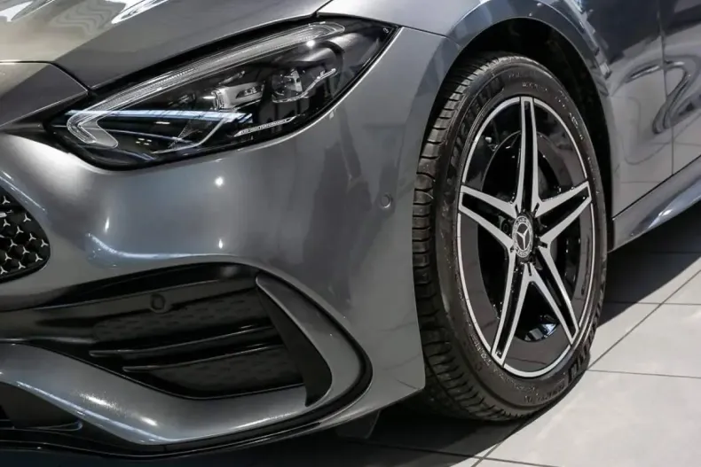 Mercedes-Benz C 300 (Clasa C) din 2025 cu 5.538 km - oferta MER183782 - foto 3