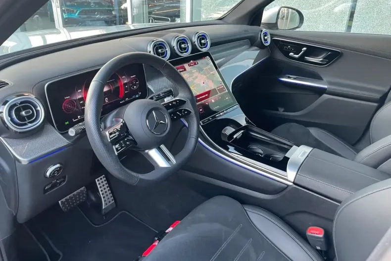 Mercedes-Benz GLC 300 (Clasa GLC) din 2024 cu 7.883 km - oferta MER183792 - foto 12