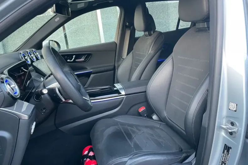 Mercedes-Benz GLC 300 (Clasa GLC) din 2024 cu 7.883 km - oferta MER183792 - foto 14